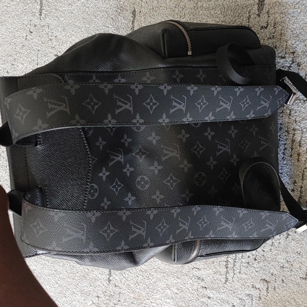 Louis Vuitton Backpack - Picture 2 of 4